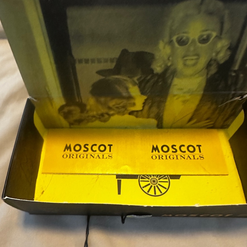 Moscot Sunglasses - Picture 3 of 8